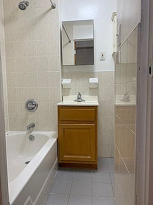 5th image of 183 Thompson St APT C6