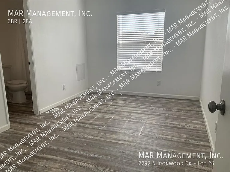 2292 N Ironwood Dr #26 — Photo 21
