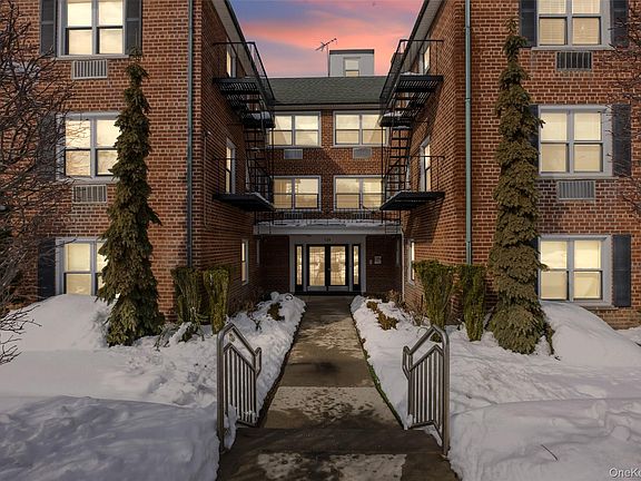 2nd image of 124 S Park Ave #2-S