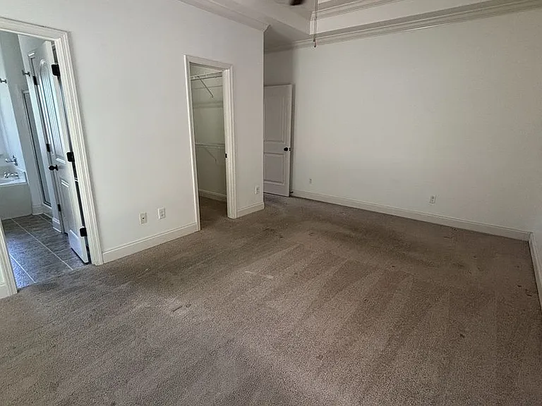 182 Sharpe St — Photo 28