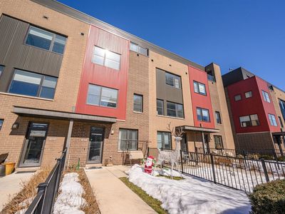 614 W 16th St, Chicago, IL, 60616