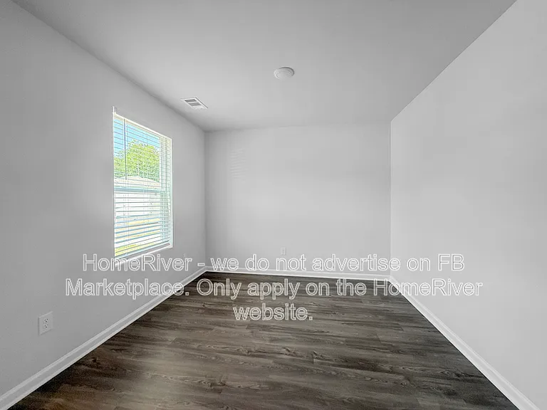 483 Sundown Dr — Photo 7