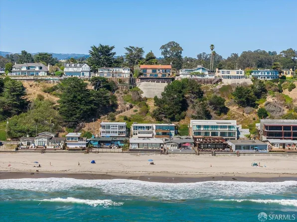 543 Beach Dr, Aptos, CA 95003