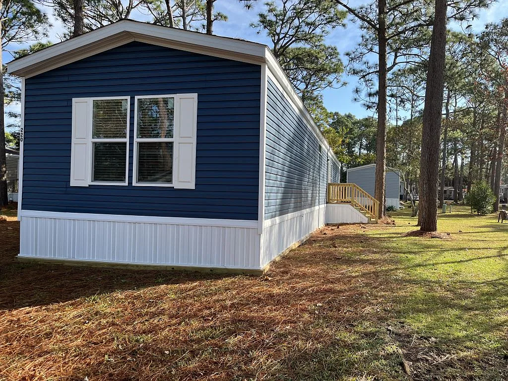2 bed, 2.0 bath, 1141 sqft, $1,400 — Photo 2