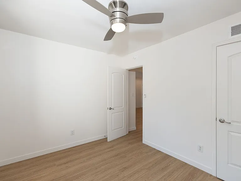 130 E Alta Grn — Photo 13