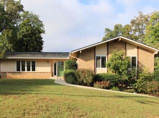 511 Echo Valley Rd, Knoxville, TN 37923