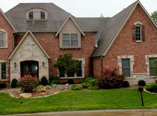 12568 Grandview Forest Dr, Saint Louis, MO