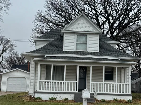 117 E 6th St, Hastings, NE 68901