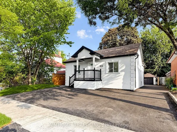 95 Steeles Ave E, Toronto, ON M2M 3Y4