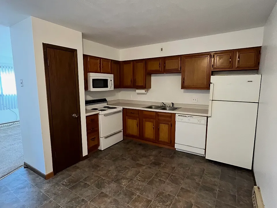 901 Evans St #6