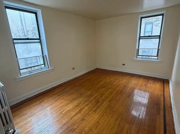 20 Bogardus Place image 1 of 4