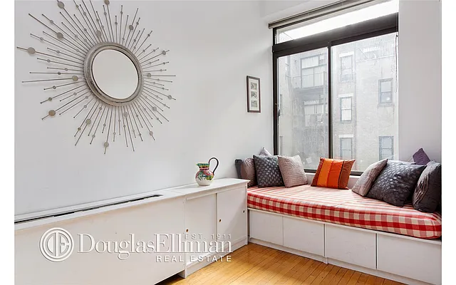 Sold by Douglas Elliman | media 8