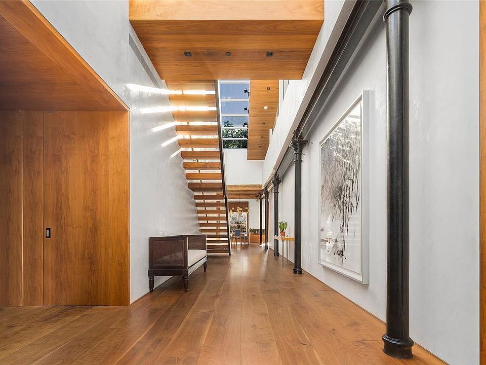 1st image of 80 Wooster St #Penthouse 7