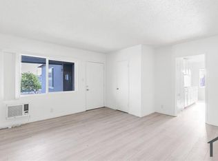 1805 W 80th St #8, Los Angeles, CA 90047