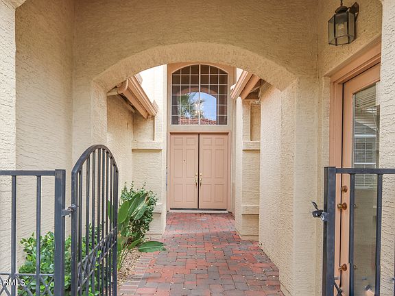 3rd image of 24723 S CEDARCREST Drive