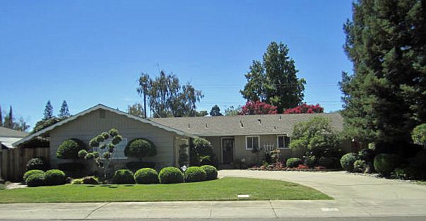 1st image of 351 La Setta Dr