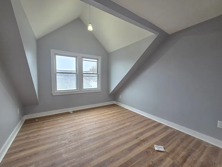 12 Mount Vernon St #2 — Photo 8