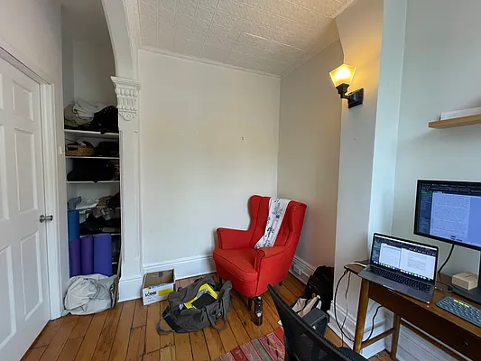 Rented by Compass | media 21