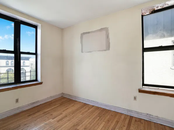 1809 Adam Clayton Powell Boulevard image 12 of 18