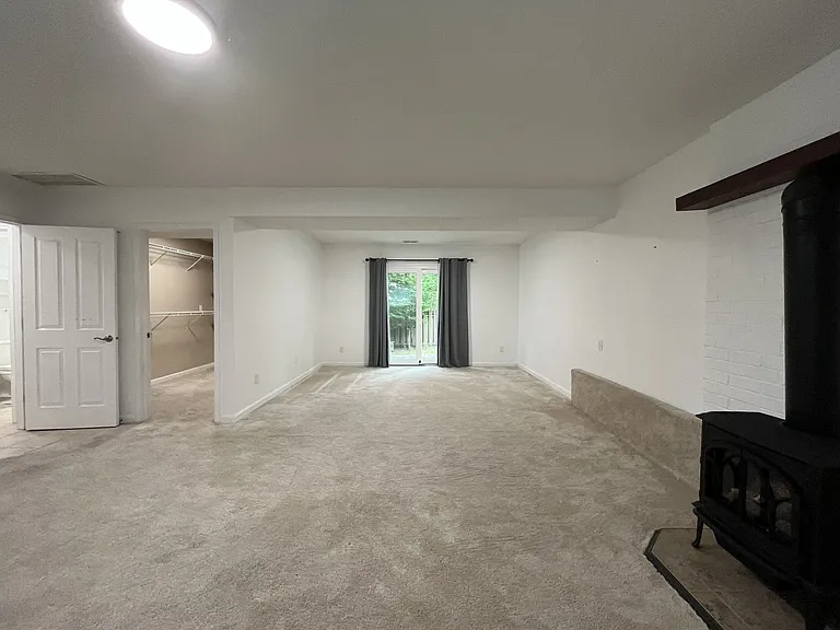 17688 NW Dogwood Ct — Photo 38