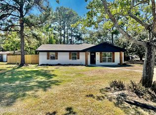 2301 Camino Grande St, Gautier, MS 39553