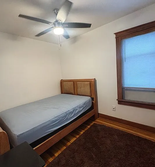5 Charles St #2 — Photo 2
