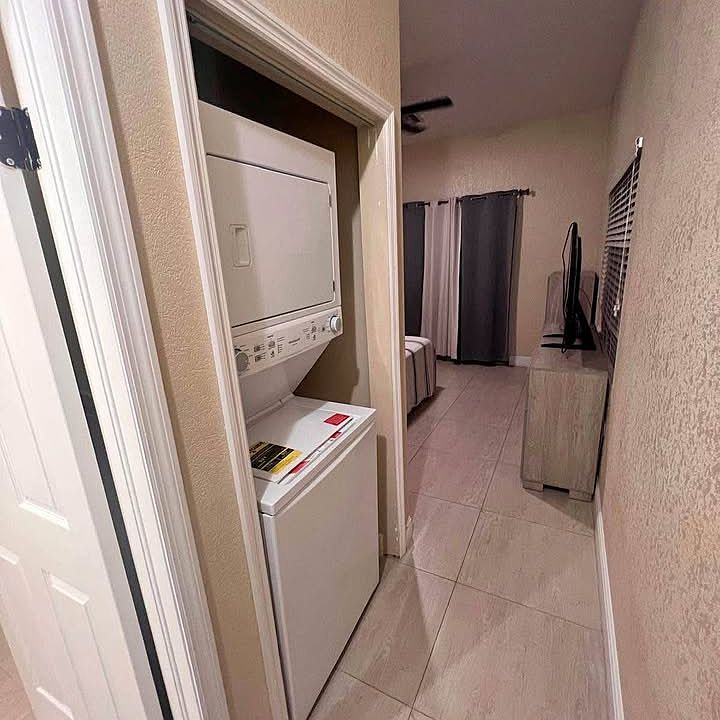 1st image of 1688 West Ave #101
