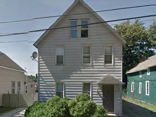 2958 E 57th St, Cleveland, OH 44127