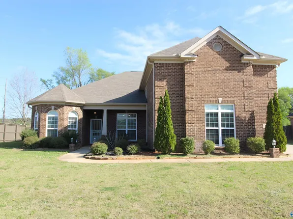 101 Shields Lake Dr, Huntsville, AL 35811