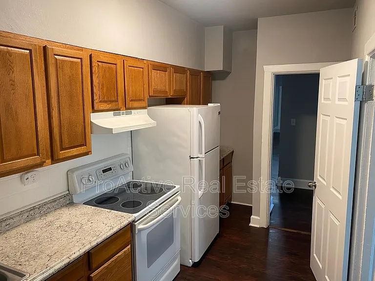 259 Broad St #3 — Photo 13