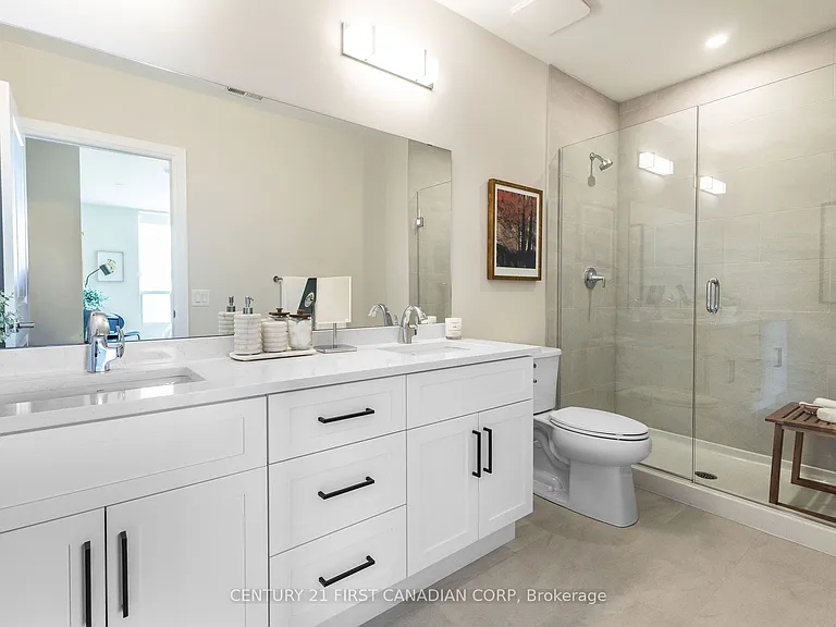 4286 King St E #1109 — Photo 15