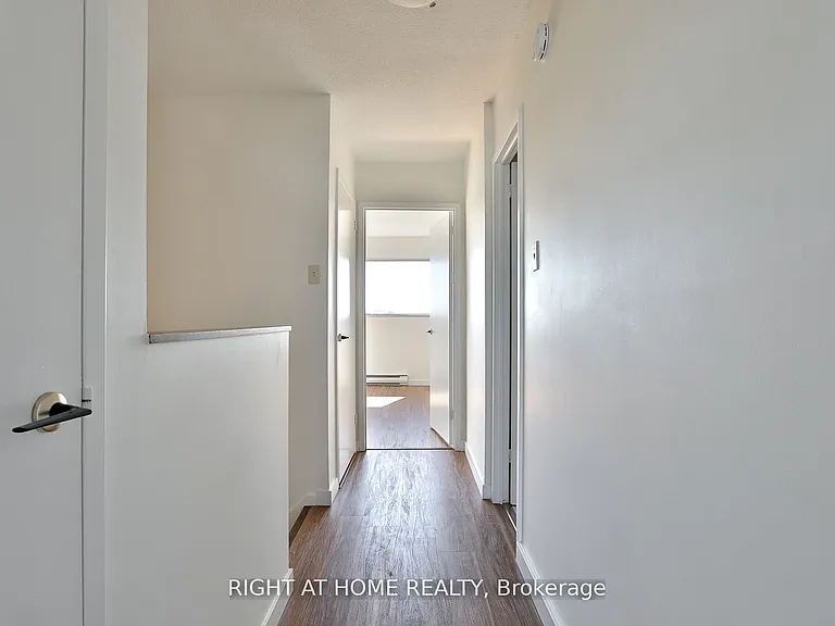 35 Sunny Glenway #302 — Photo 17