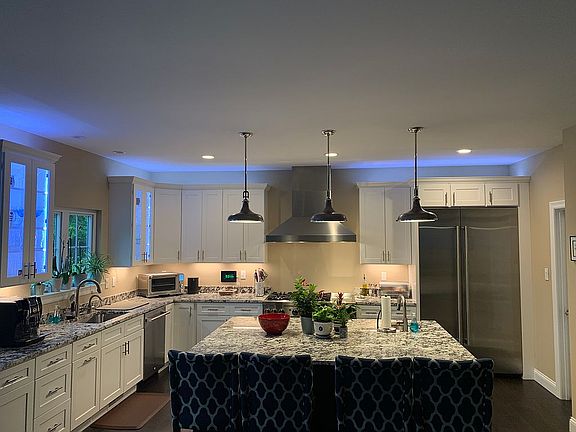 4th image of 10450 Anzeiger Ave