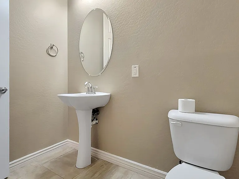 18617 W Williams St — Photo 15