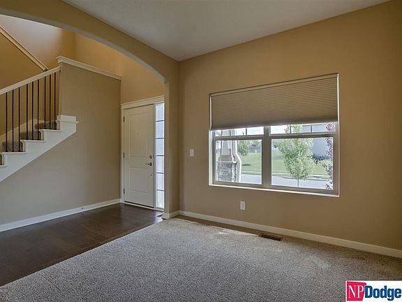 4th image of 10311 Cary St