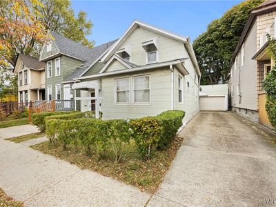 1061 Niagara St, Buffalo, NY, 14213