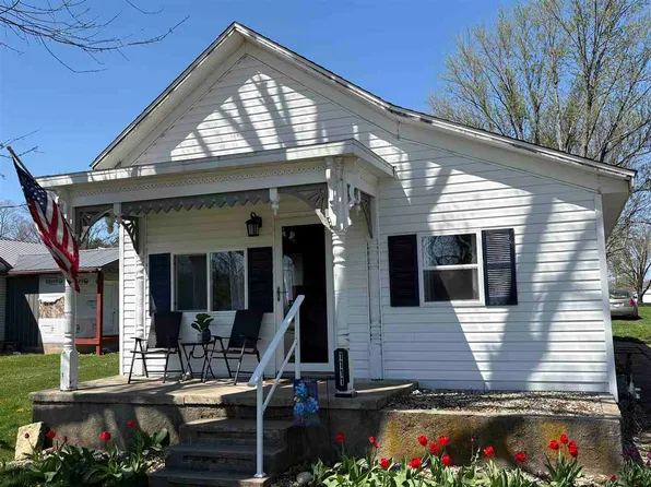 1111 National Rd, Cambridge City, IN 47327