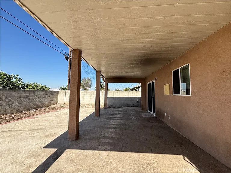 27531 Temple St — Photo 35