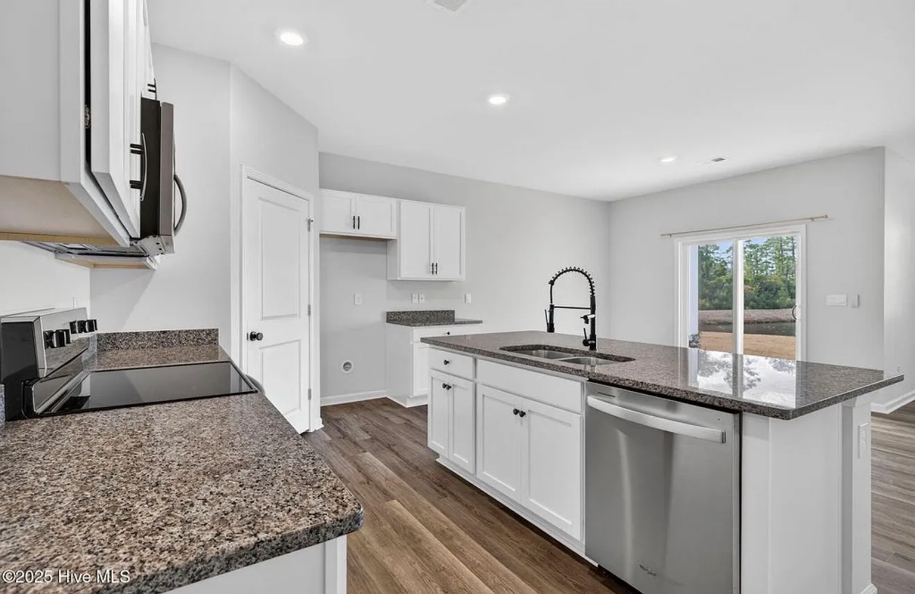 2039 Willowleaf Dr — Photo 4