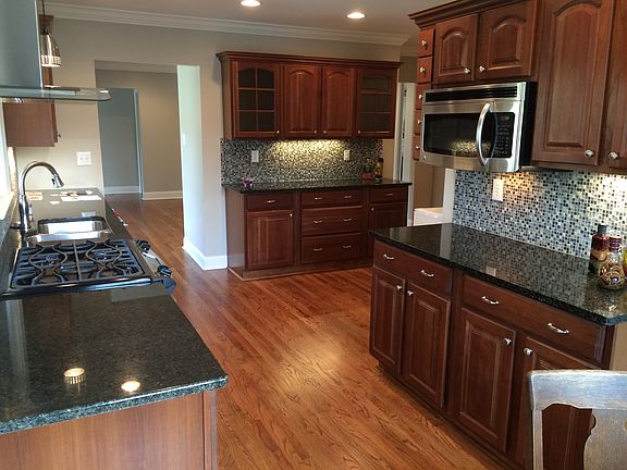 Large eat in Kitchen