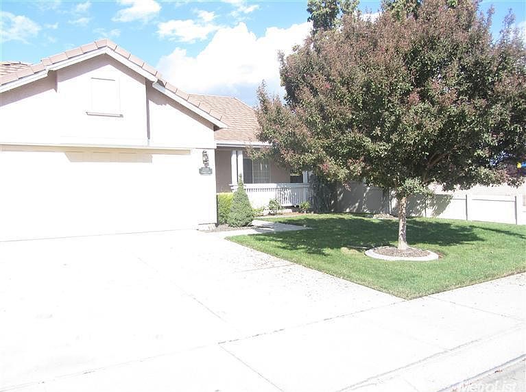 1st image of 2516 Yosemite Ave