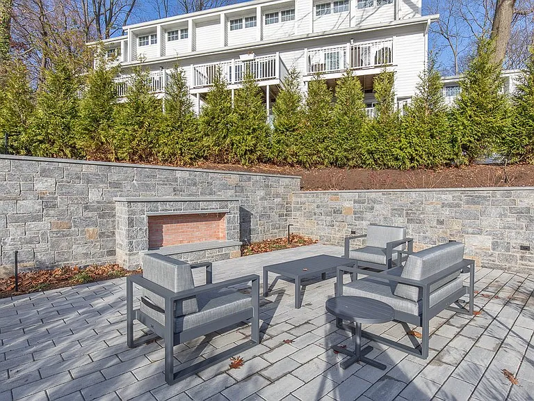 ARIUM at Greenwich Place — Photo 19