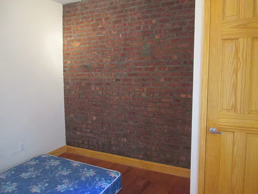 Rented by The Hamilton Group | media 34