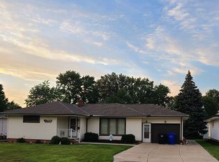 13764 Settlement Acres Dr, Brookpark, OH