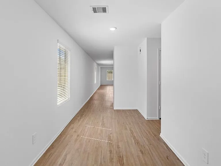 2430 Ridge Oak Dr — Photo 6