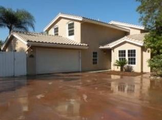 1170 Meadow Lake Dr, Vista, CA 92084