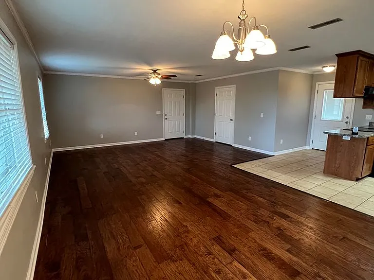 1521 County Road 533 — Photo 4