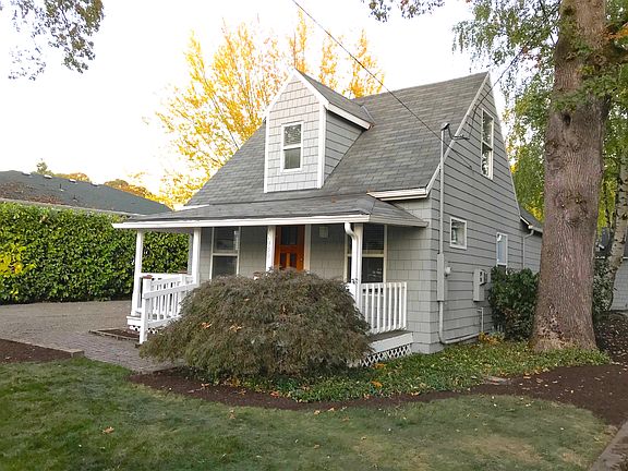 3rd image of 11930 SW 95th Ave