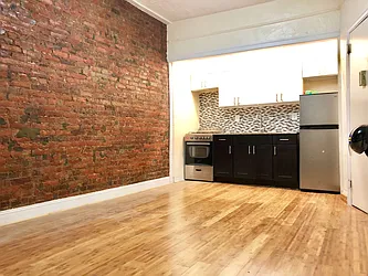 Rented by Premier Metro Realty Corp