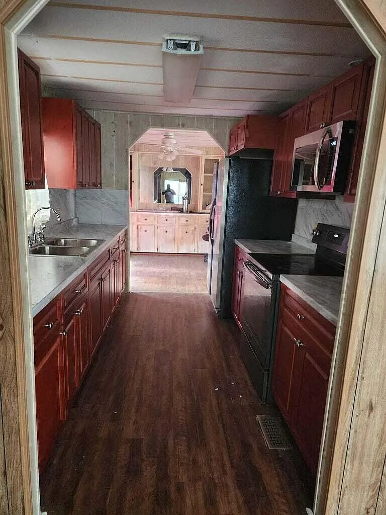 2 bed, 2.0 bath, 1400 sqft, $1,650 — Photo 3